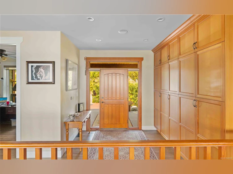 8105 Arthur Street, Crofton, BC, V0R 1R0 - 4
