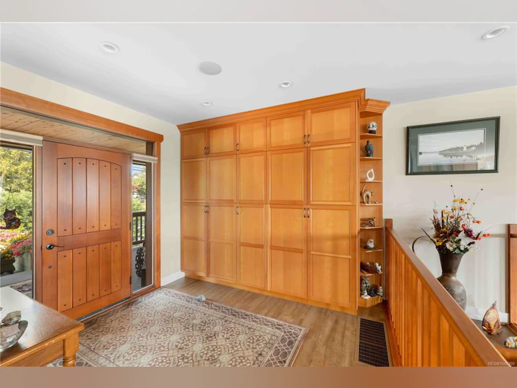 8105 Arthur Street, Crofton, BC, V0R 1R0 - 5