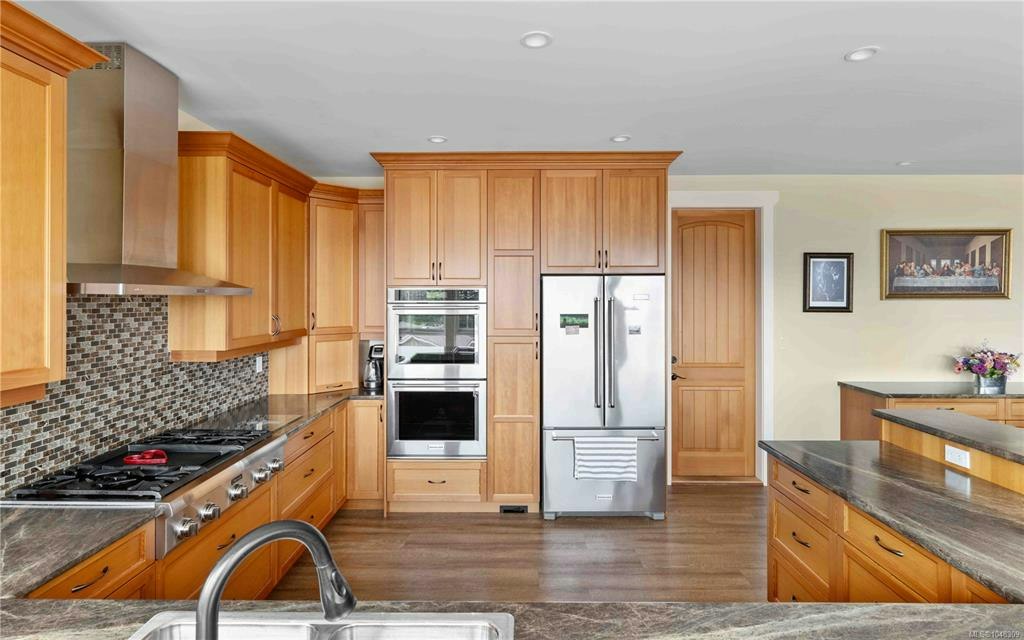 8105 Arthur Street, Crofton, BC, V0R 1R0 - 14