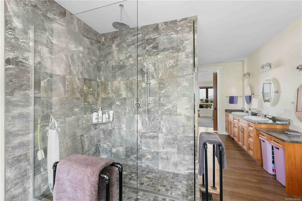 8105 Arthur Street, Crofton, BC, V0R 1R0 - 27