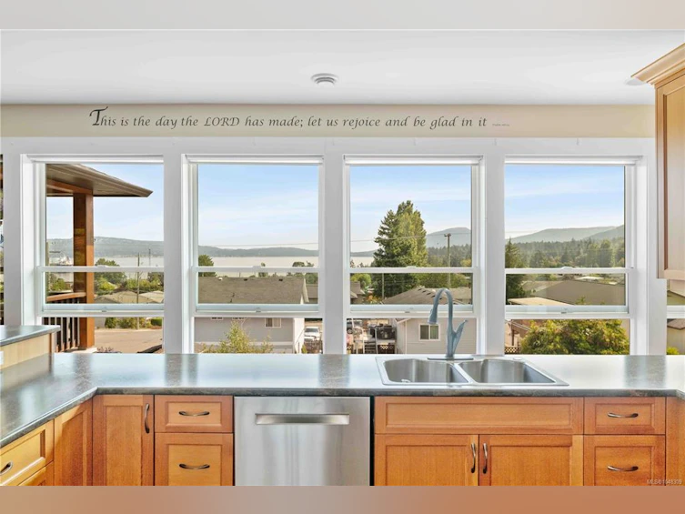 8105 Arthur Street, Crofton, BC, V0R 1R0 - 15