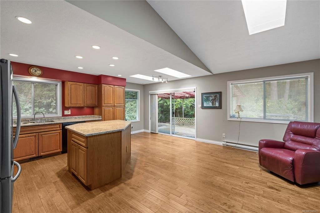 381 Fourneau Way - 5