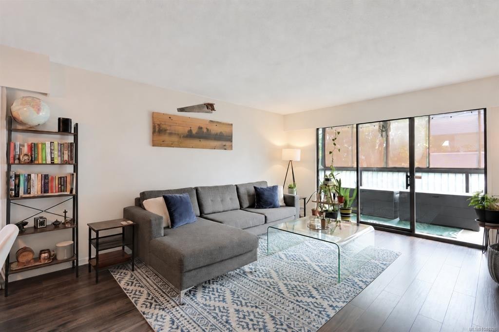 210-1101 Hilda Street, Victoria, BC, V8V 4T2