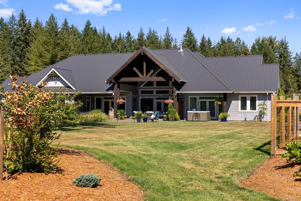 8757/8761 Oyster River Way, Black Creek, BC, V9J 1K5 - 7