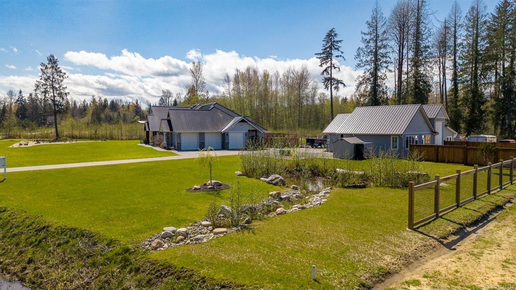 8757/8761 Oyster River Way, Black Creek, BC, V9J 1K5 - 72