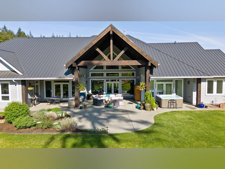 8757/8761 Oyster River Way, Black Creek, BC, V9J 1K5 - 63
