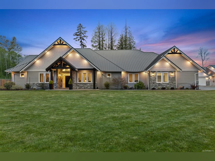 8757/8761 Oyster River Way, Black Creek, BC, V9J 1K5 - 43