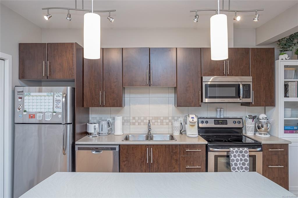 402-3240 Jacklin Road - 4