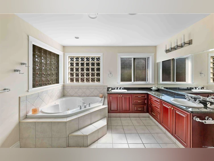 6797 Hampton Place, Duncan, BC, V9L 6X7 - 30
