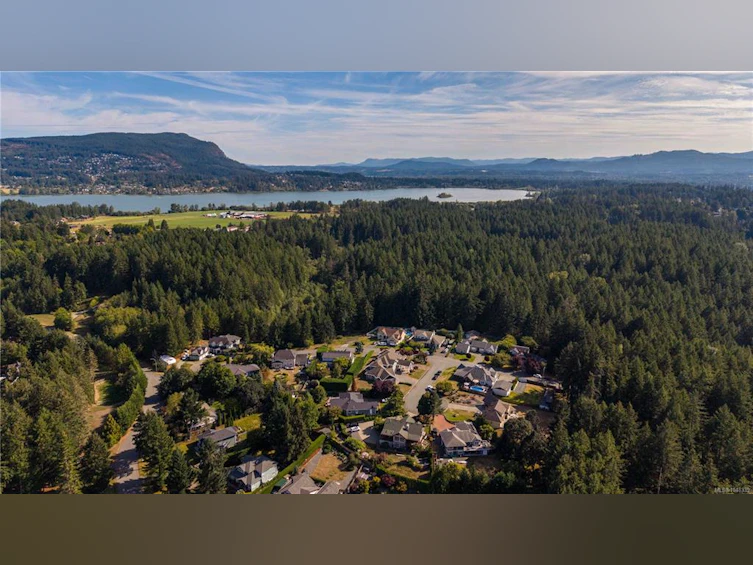 6797 Hampton Place, Duncan, BC, V9L 6X7 - 41
