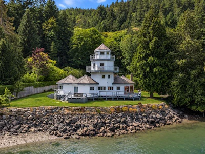 6009 Genoa Bay Road - 2