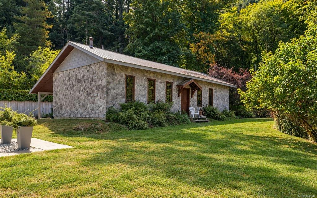 6009 Genoa Bay Road - 4