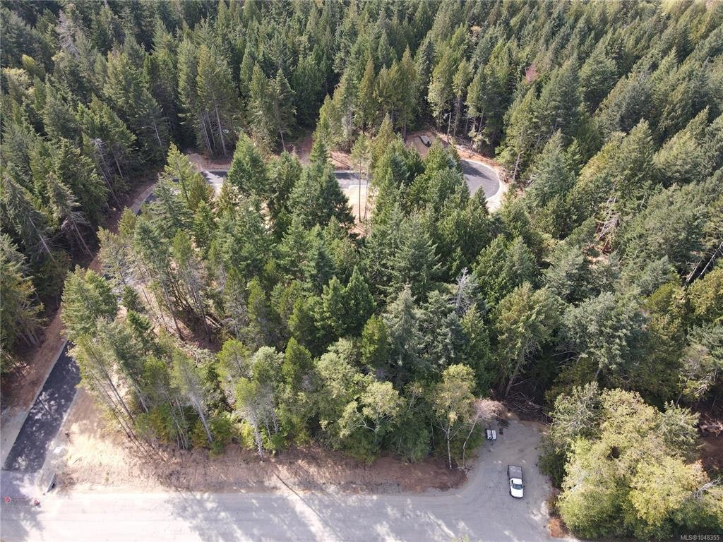 SL7 Essex Way, Qualicum Beach, BC, V9K 2A5