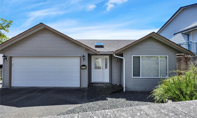 4771 Fairbrook Crescent