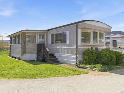 48-2847 Sooke Lake Road - 2