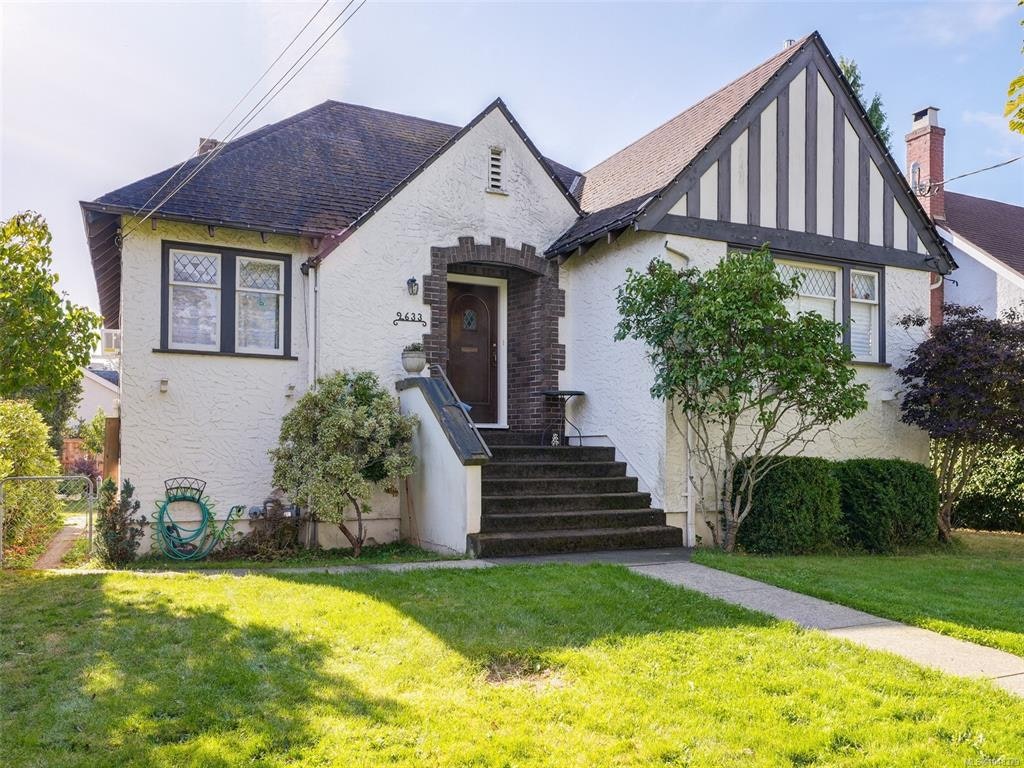 2633 Orchard Avenue, Oak Bay, BC, V8S 3B2