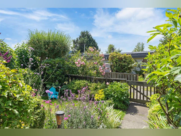 7-3060 Harriet Road, Victoria, BC, V9A 1T5 - 34