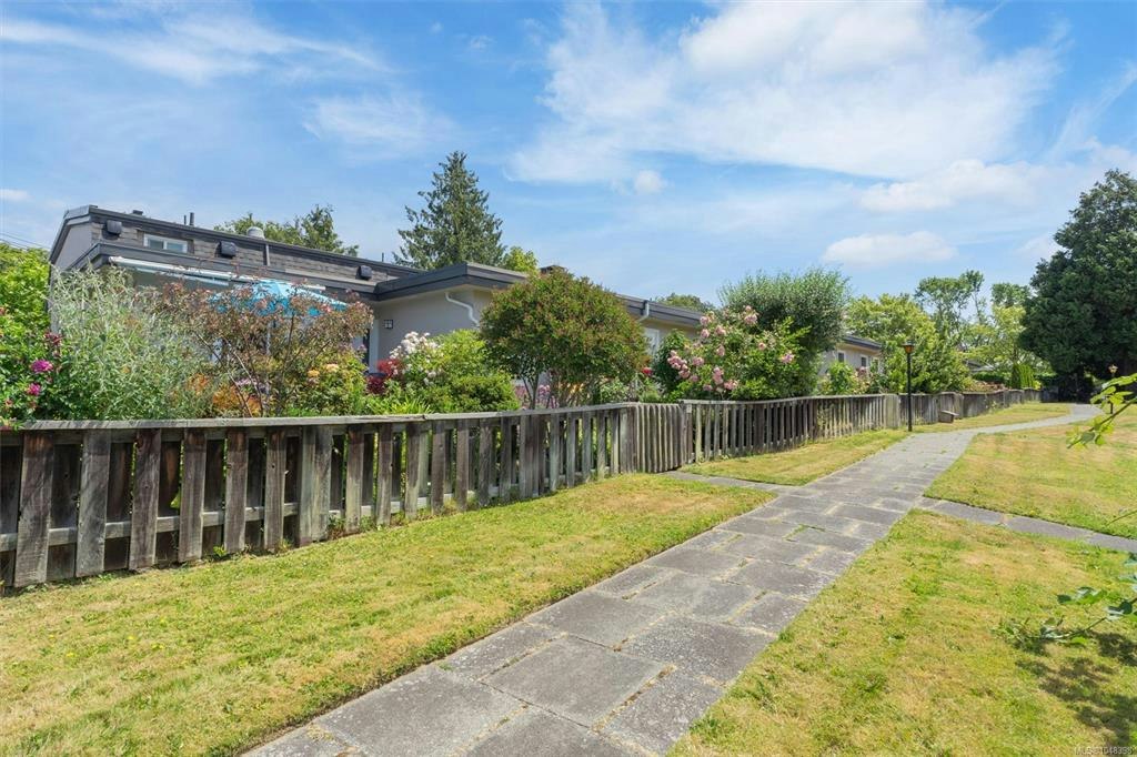 7-3060 Harriet Road, Victoria, BC, V9A 1T5 - 40