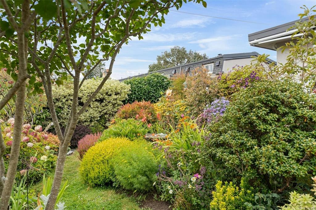 7-3060 Harriet Road, Victoria, BC, V9A 1T5 - 32