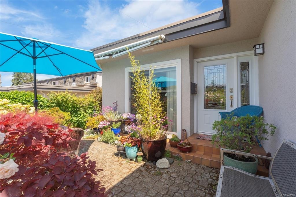 7-3060 Harriet Road - 3