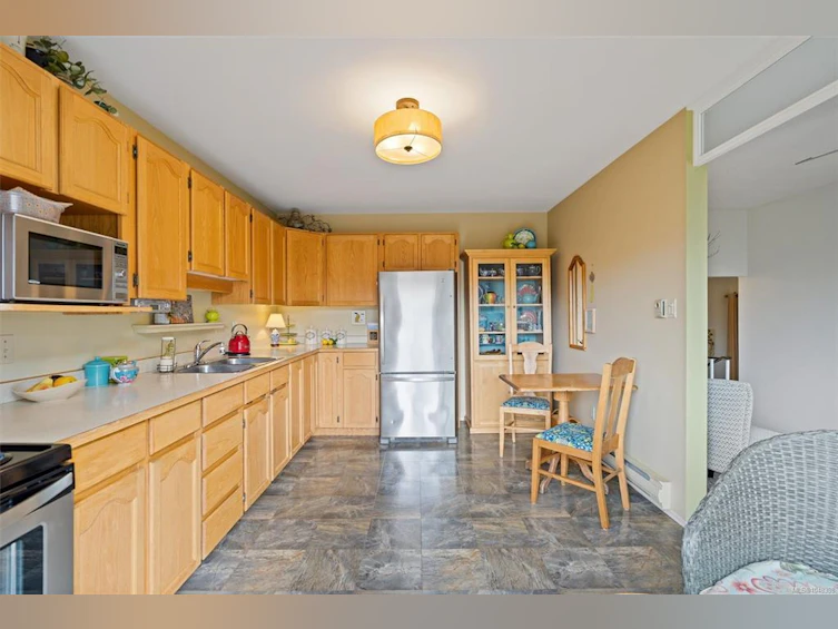 7-3060 Harriet Road, Victoria, BC, V9A 1T5 - 8