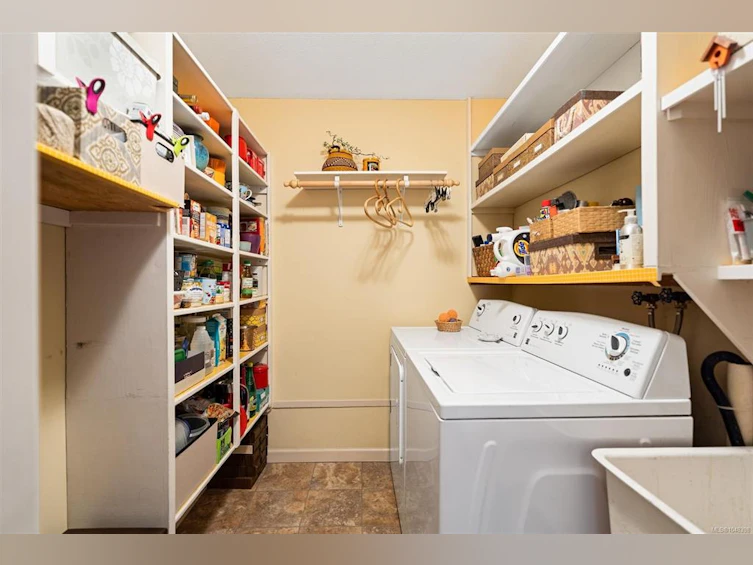 7-3060 Harriet Road, Victoria, BC, V9A 1T5 - 25