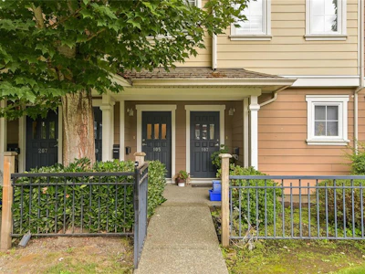 105-2695 Deville Road - 4