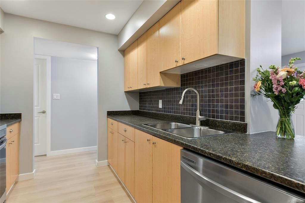 105-2695 Deville Road, Langford, BC, V8V 1A1 - 8