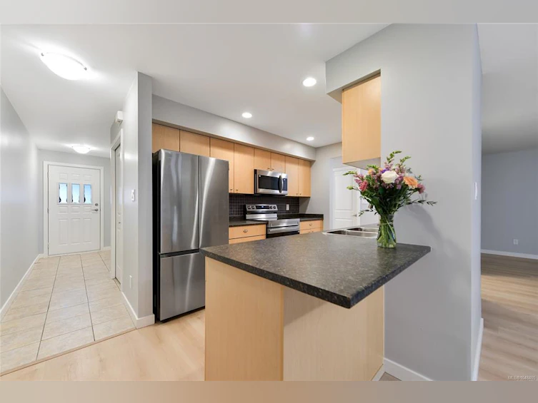 105-2695 Deville Road, Langford, BC, V8V 1A1 - 7