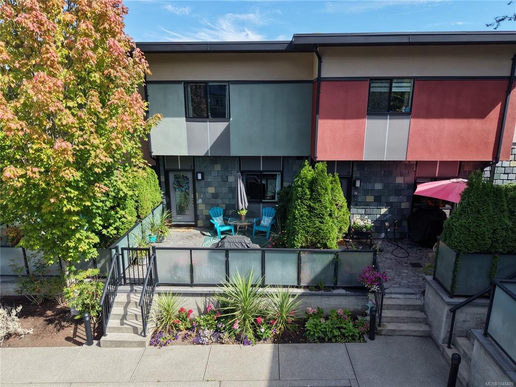 7-2321 Island View Road, Central Saanich, BC, V8Z 0C9