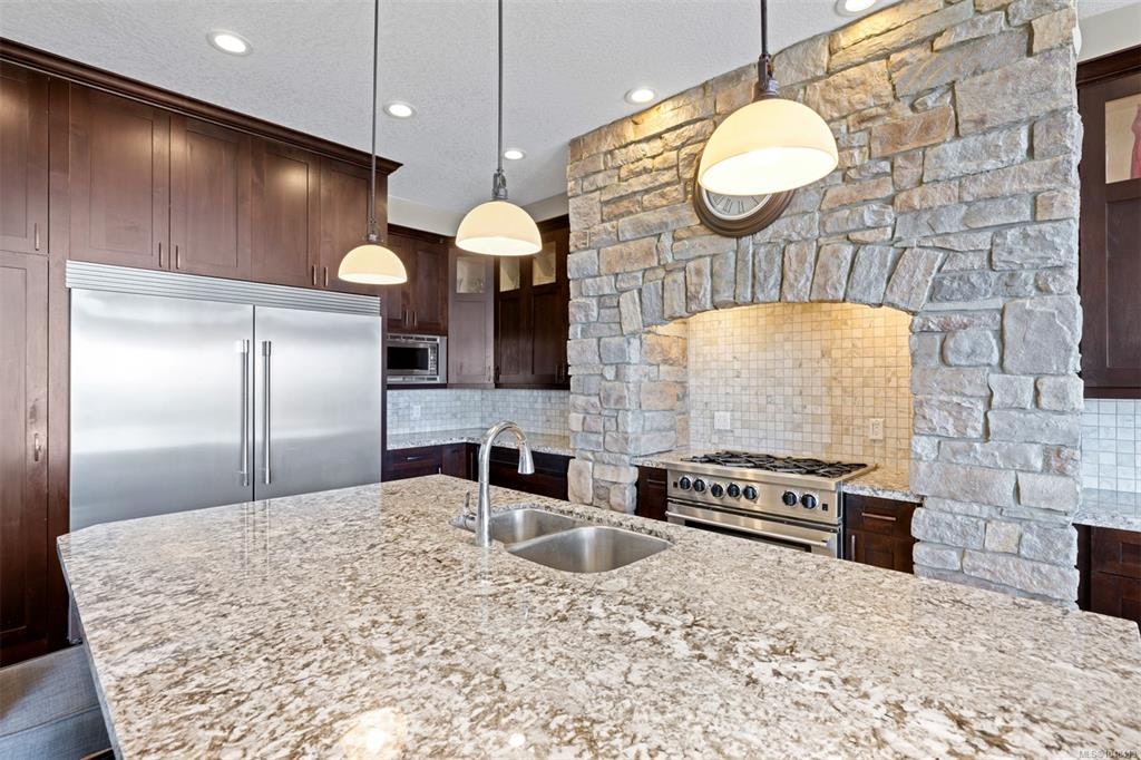 863 Cavin Road, French Creek, BC, V9P 1Z9 - 45