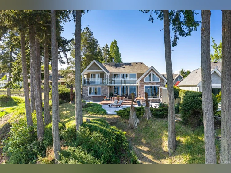 863 Cavin Road, French Creek, BC, V9P 1Z9 - 78