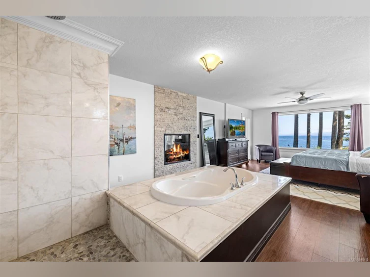 863 Cavin Road, French Creek, BC, V9P 1Z9 - 52