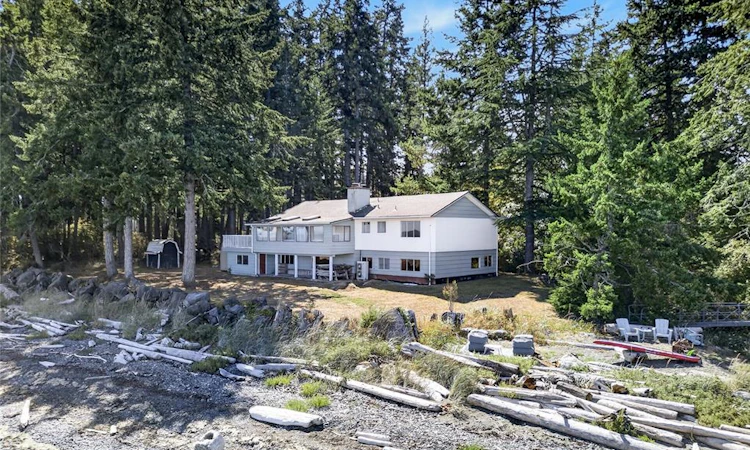 1394 Seaview Road