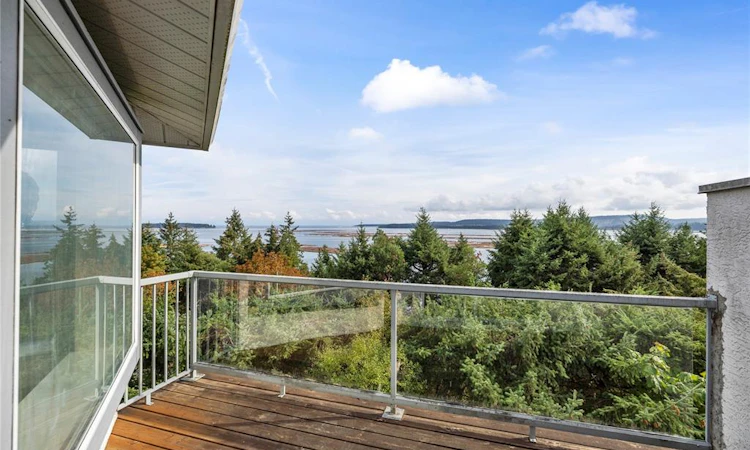954 Highview Terrace