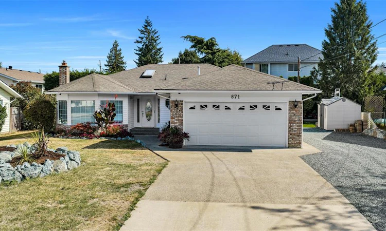 871 Colonia Drive