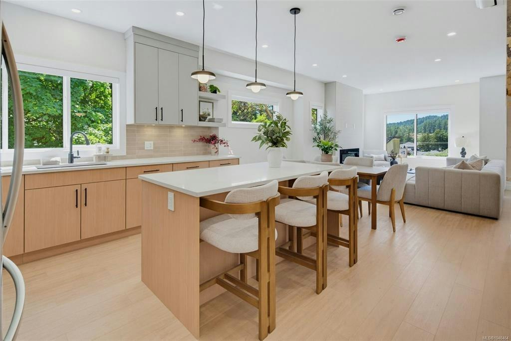 970 Siskin Ridge, Langford, BC, V9C 2X9