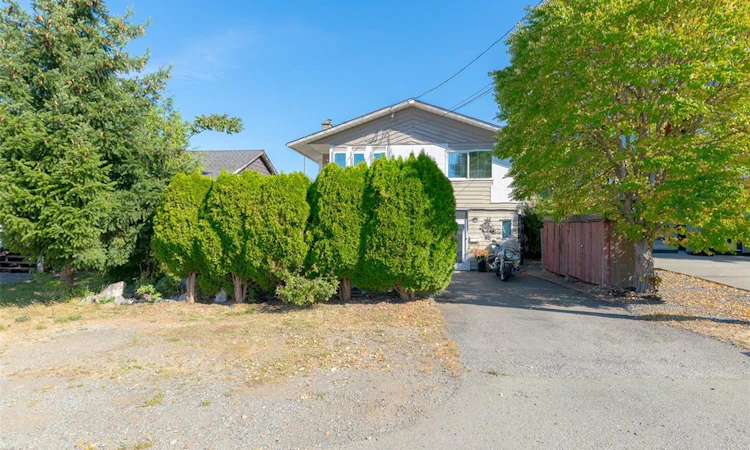 4463 Arrowsmith Road