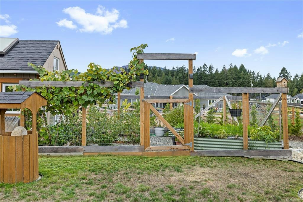 1100 Alpine View Place, Hilliers, BC, V9K 1V6 - 53