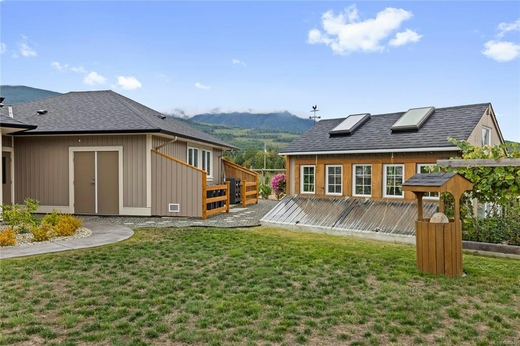 1100 Alpine View Place, Hilliers, BC, V9K 1V6 - 52