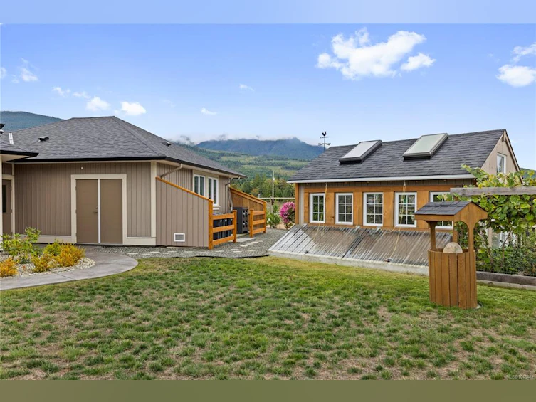 1100 Alpine View Place, Hilliers, BC, V9K 1V6 - 52