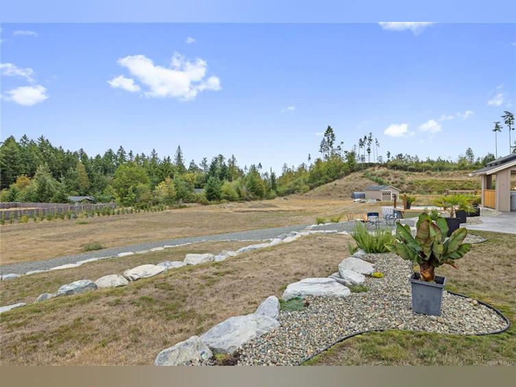 1100 Alpine View Place, Hilliers, BC, V9K 1V6 - 82