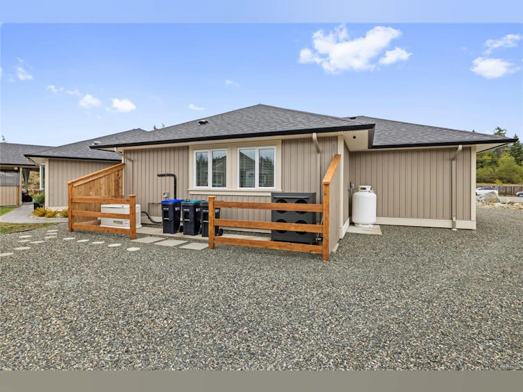 1100 Alpine View Place, Hilliers, BC, V9K 1V6 - 77