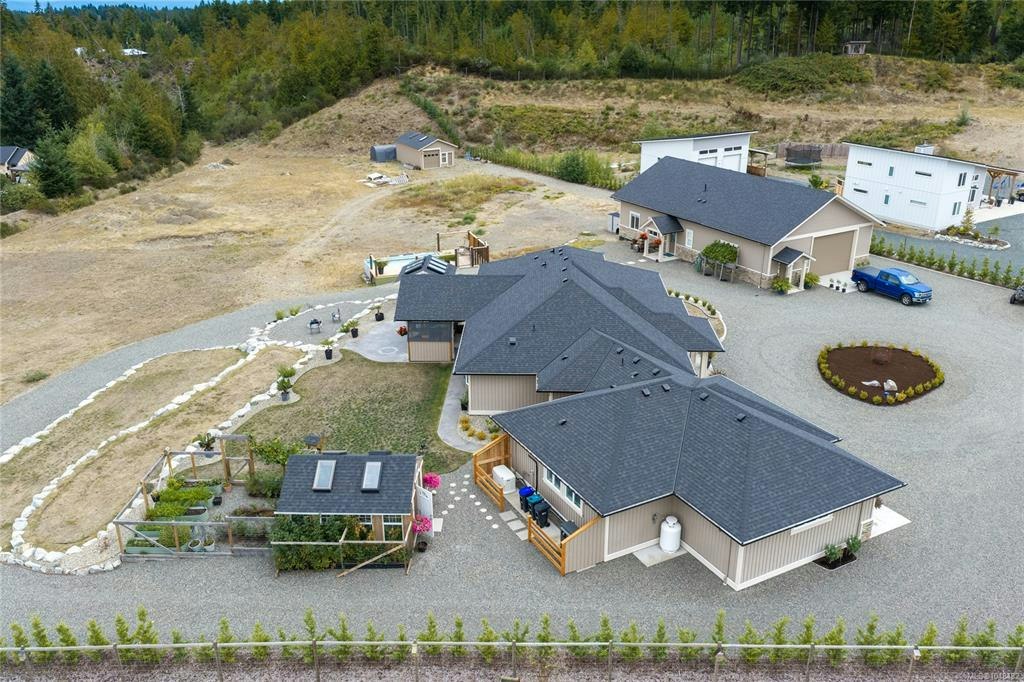 1100 Alpine View Place, Hilliers, BC, V9K 1V6 - 88