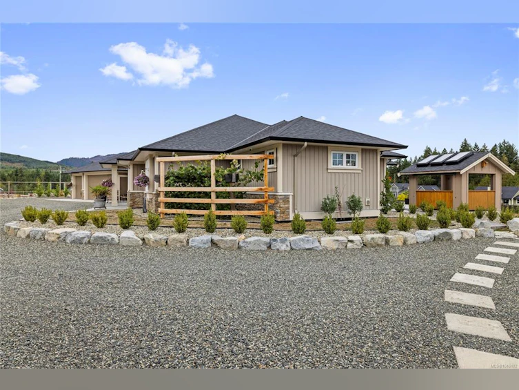 1100 Alpine View Place, Hilliers, BC, V9K 1V6 - 80