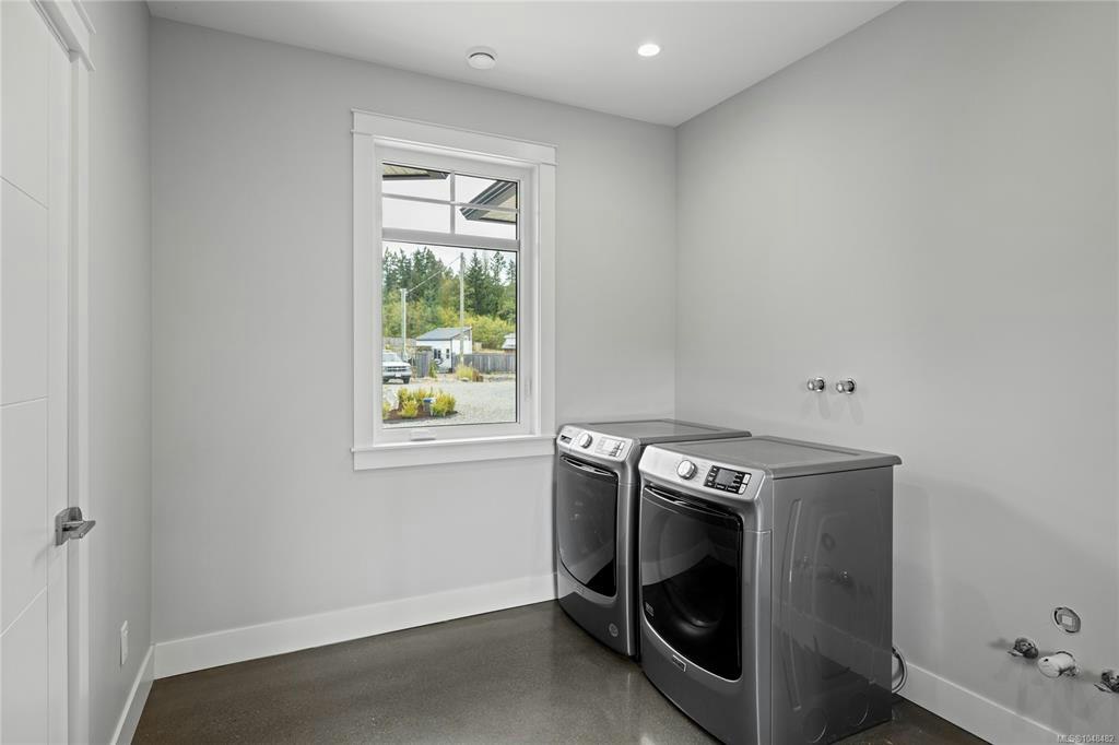 1100 Alpine View Place, Hilliers, BC, V9K 1V6 - 42