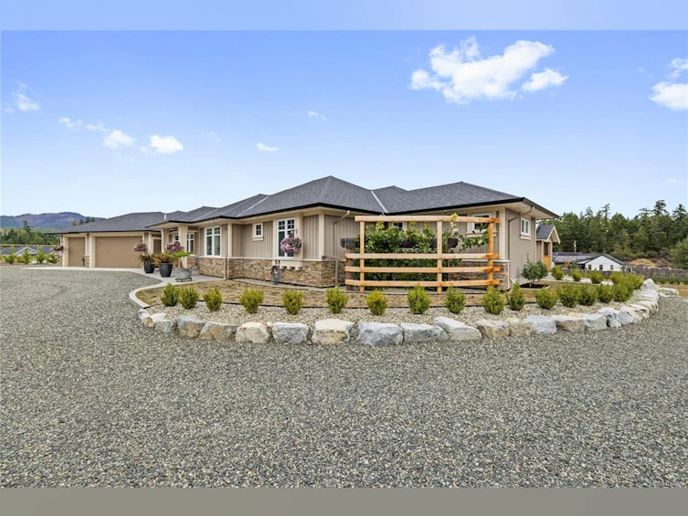 1100 Alpine View Place, Hilliers, BC, V9K 1V6 - 81