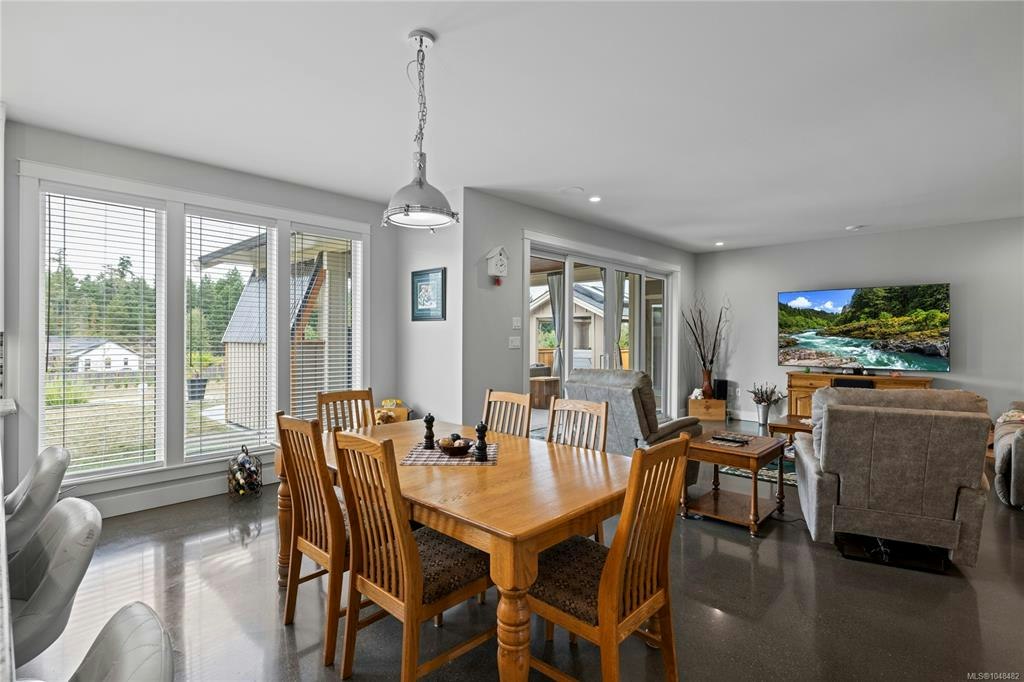 1100 Alpine View Place, Hilliers, BC, V9K 1V6 - 26