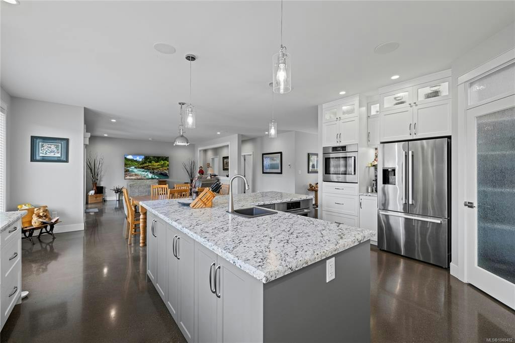 1100 Alpine View Place, Hilliers, BC, V9K 1V6 - 20