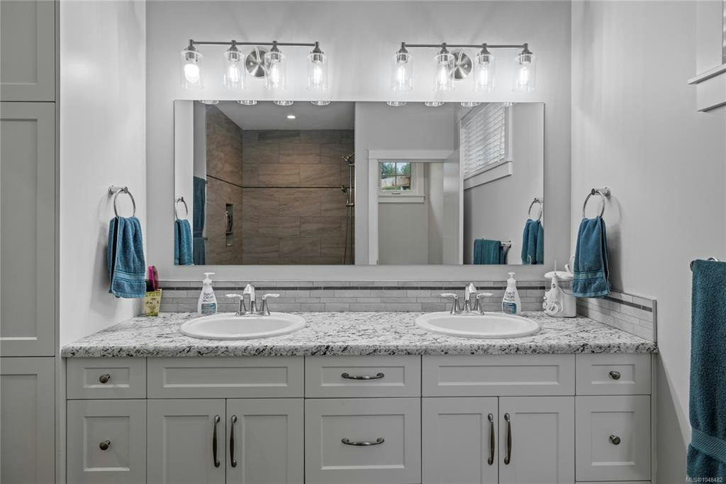 1100 Alpine View Place, Hilliers, BC, V9K 1V6 - 33